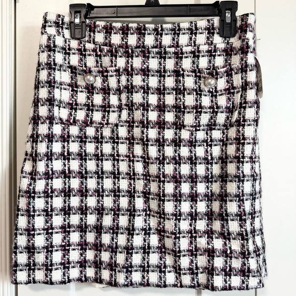 Maison d’Amelie tweed mini skirt faux pearl front pocket NWT size 4 - Picture 1 of 10